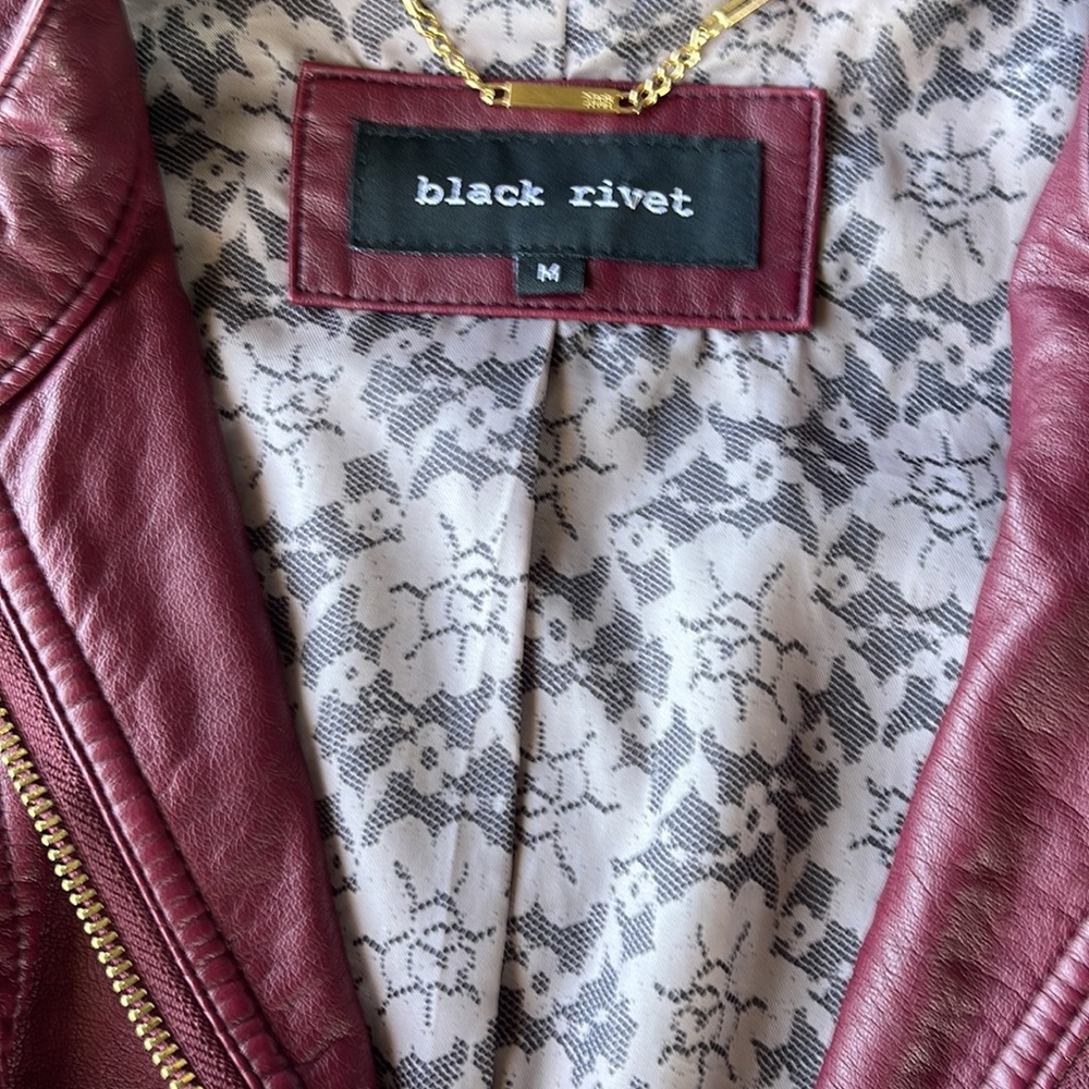 Leather jacket - Picture 4 of 4